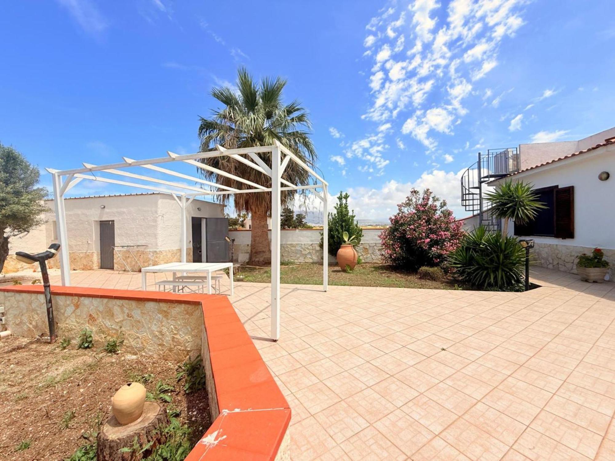 Cammini Di Sale Casa Vacanze Tra Le Saline Torre Nubia Luaran gambar