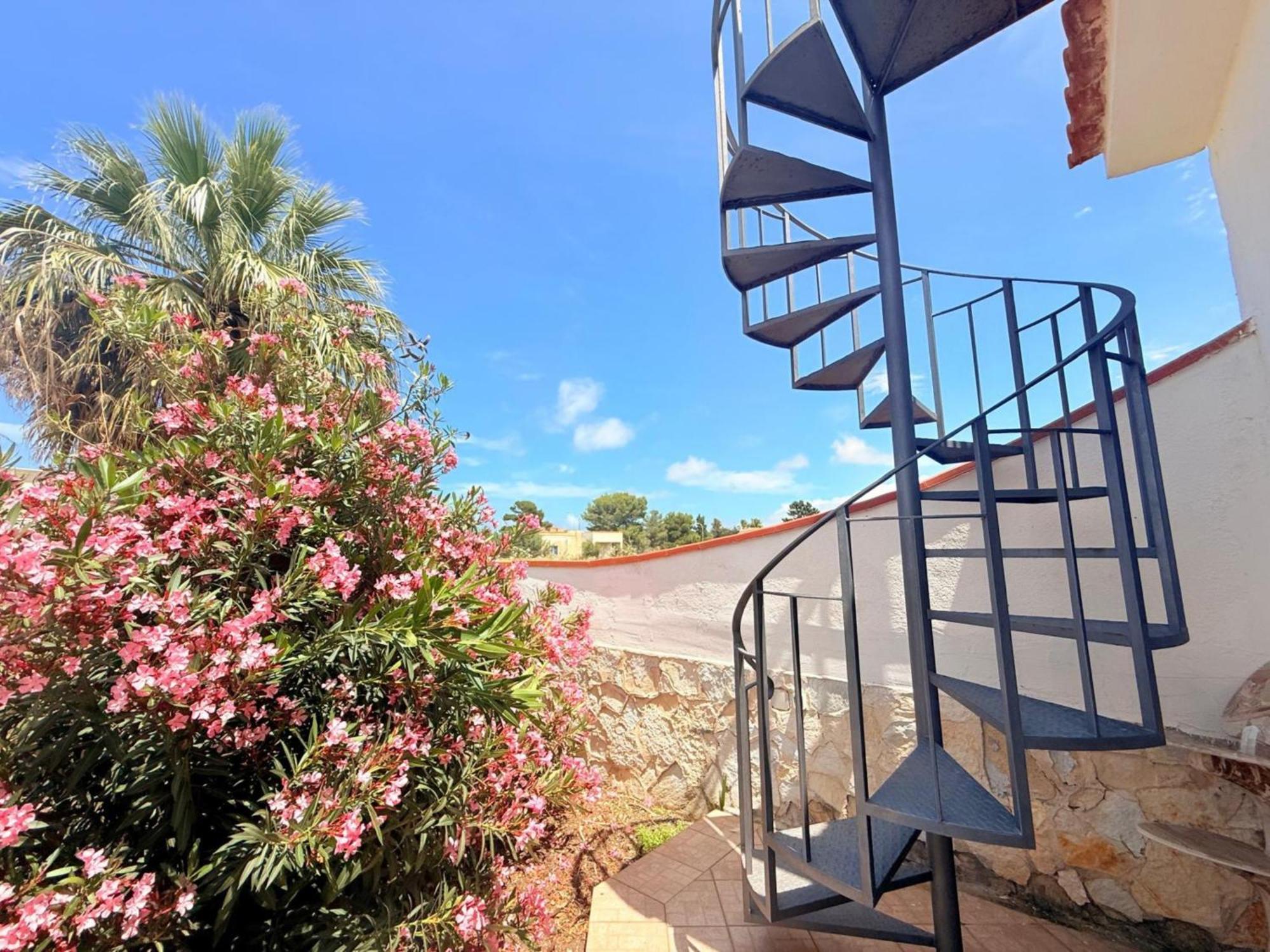 Cammini Di Sale Casa Vacanze Tra Le Saline Torre Nubia Luaran gambar